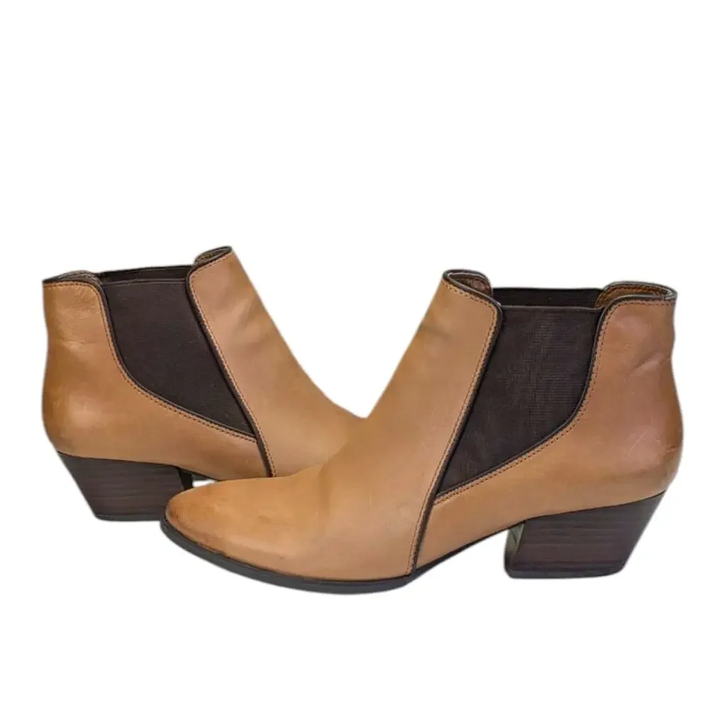 Franco Sarto Quinne Ankle Boots GUC $130 Size 7.5M   S3807